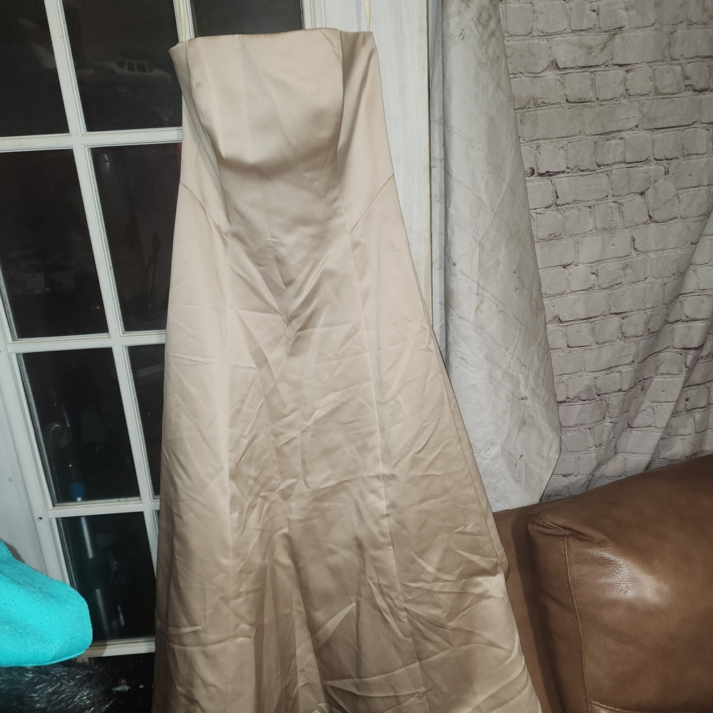 Michaelangelo Classic Cream Gown
